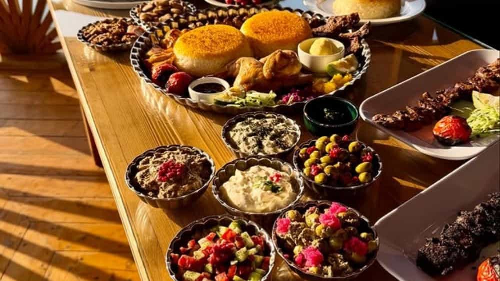 اقامت و غذای محلی در دهکده گردشگری ووشه رشت